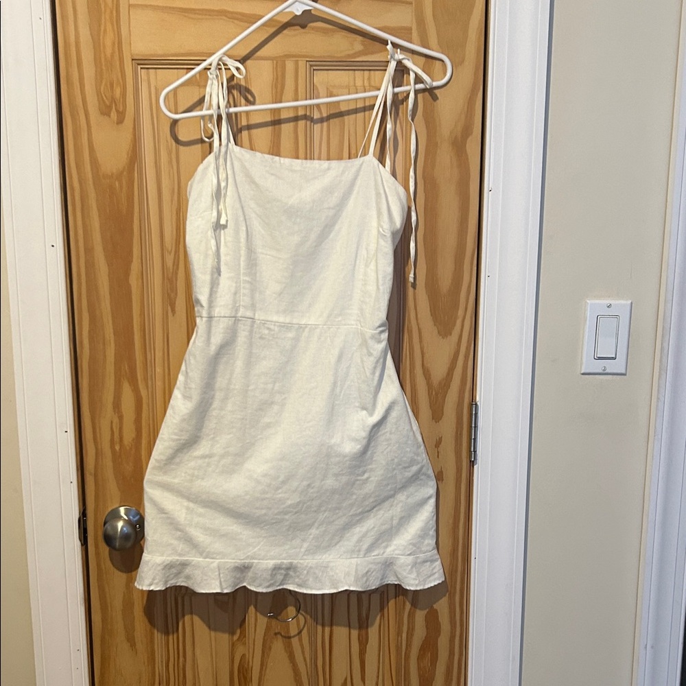 Abercrombie & Fitch Cream linen dress